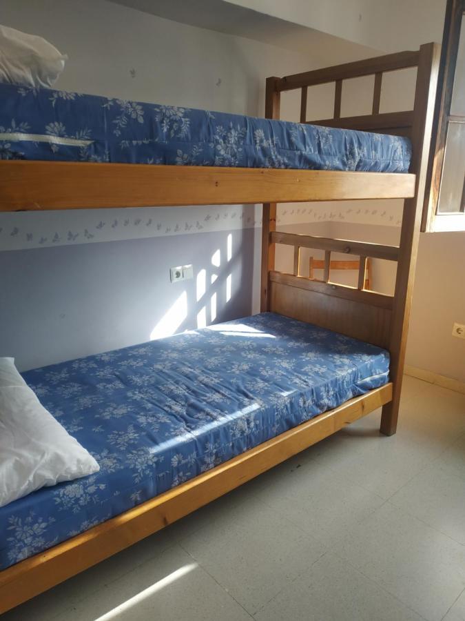 Albergue Las Moreras Монестеріо Екстер'єр фото