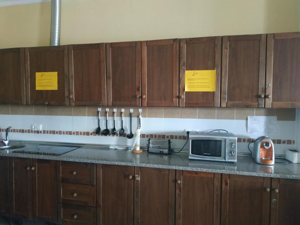 Albergue Las Moreras Монестеріо Екстер'єр фото