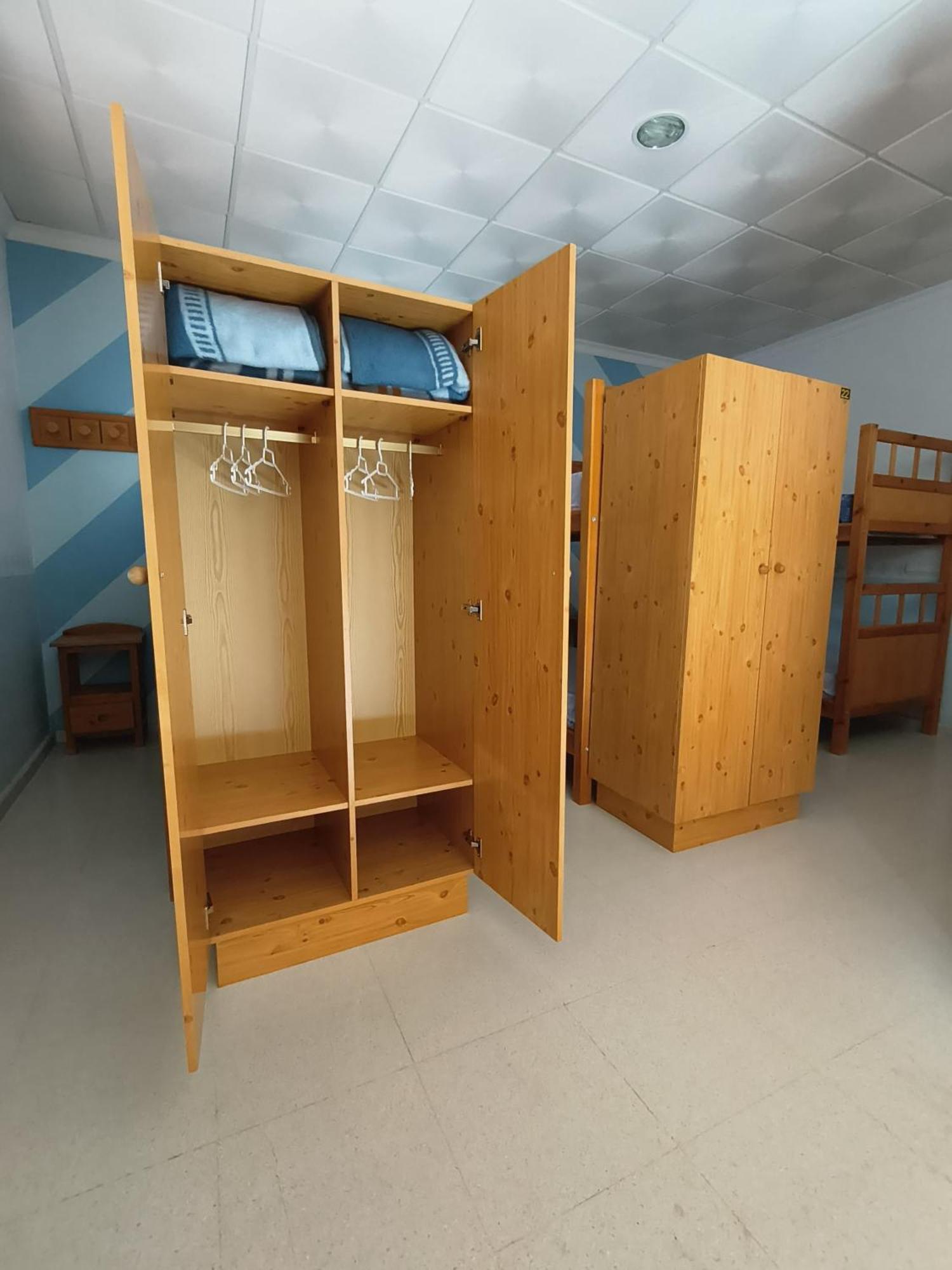 Albergue Las Moreras Монестеріо Екстер'єр фото