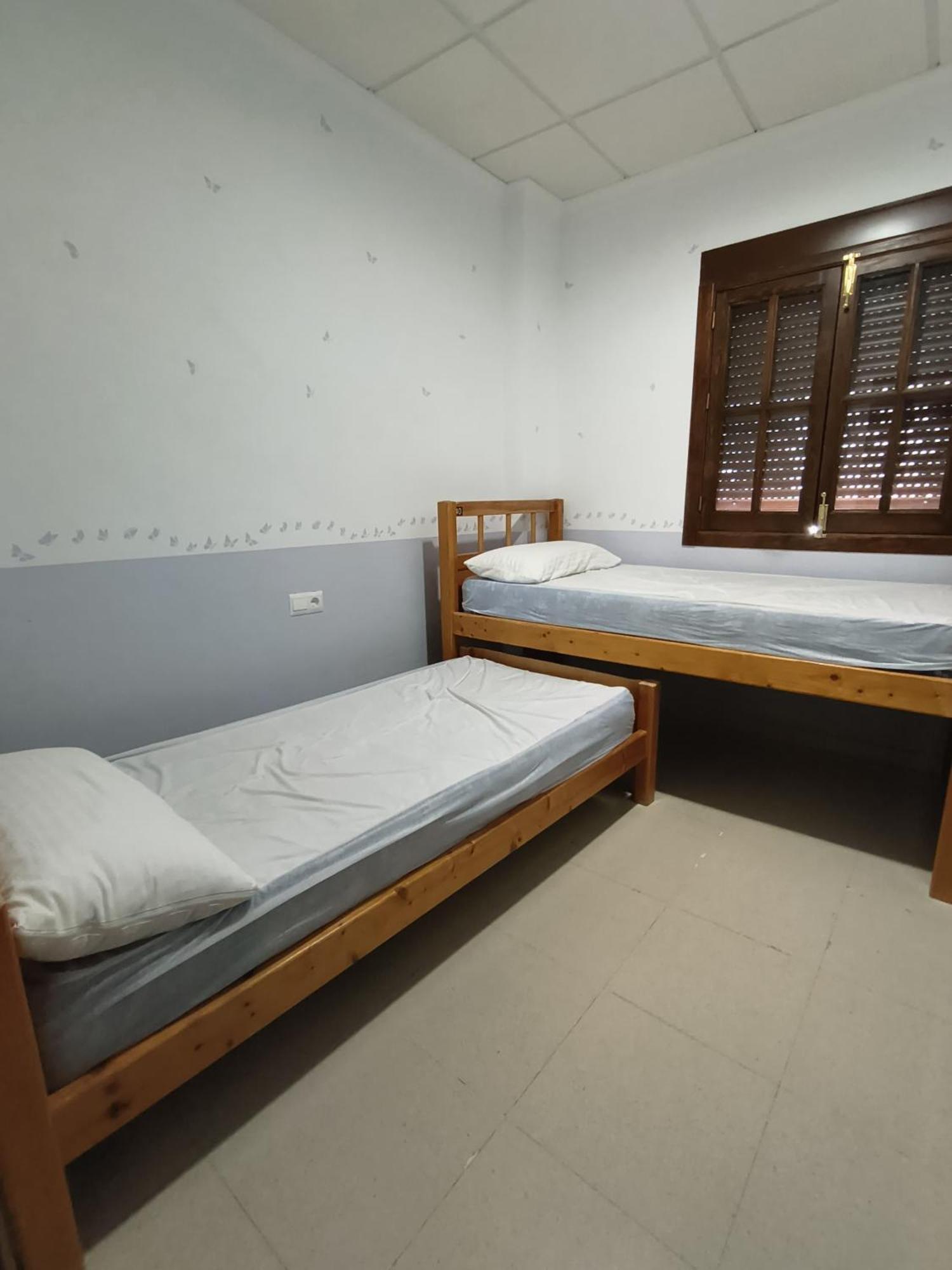 Albergue Las Moreras Монестеріо Екстер'єр фото